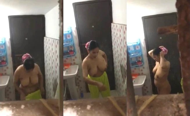 Desi Big Boob Bhabhi Bathing Capture Viral Video