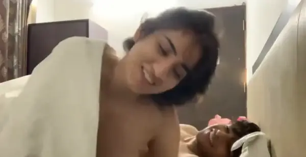 Extra Class Chal Rahi Hai Didi Ke Liye Viral Video