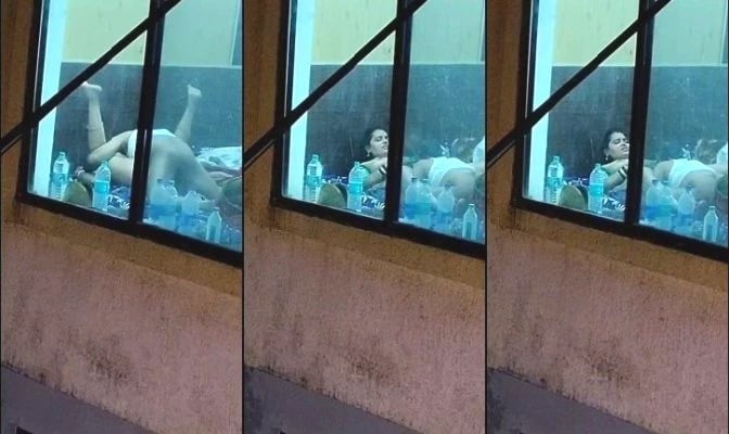 Desi Cpl Romance and Fucking Caught Viral Video