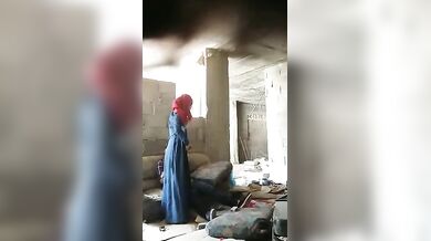 The girl lifted her burqa and rode on the penis in a Mud House HD Video